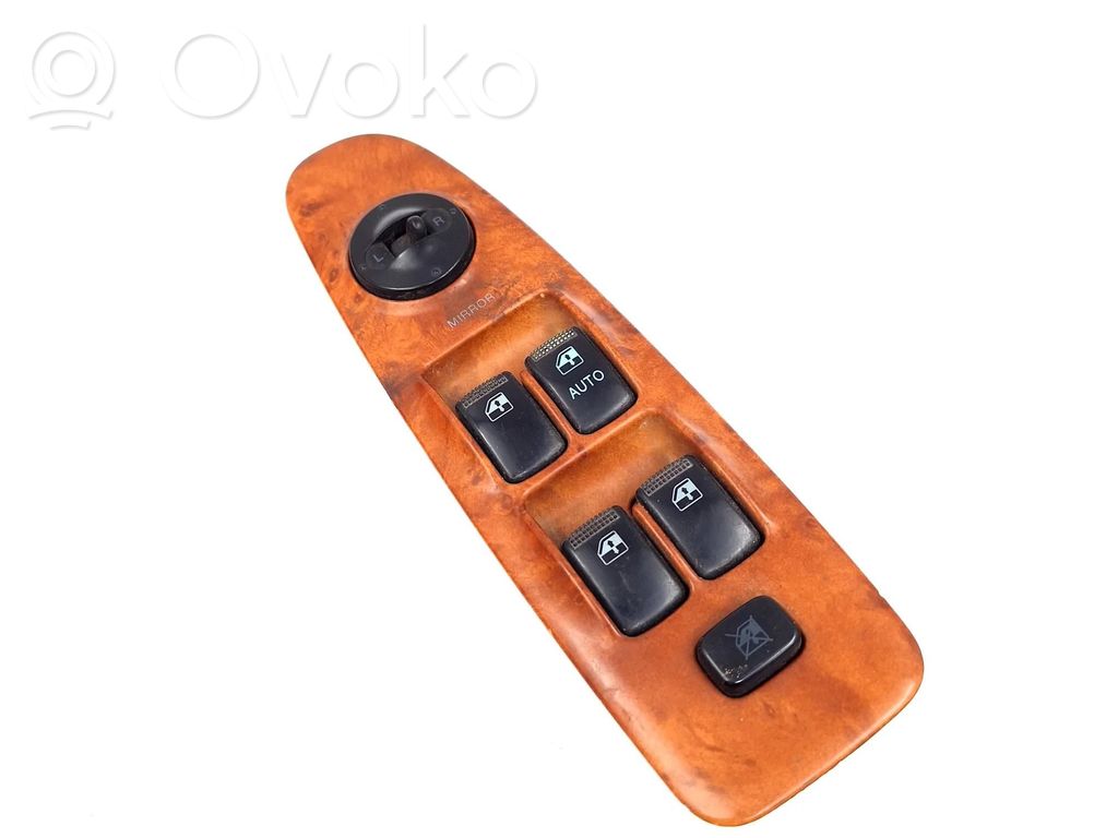 Hyundai Elantra Electric window control switch 