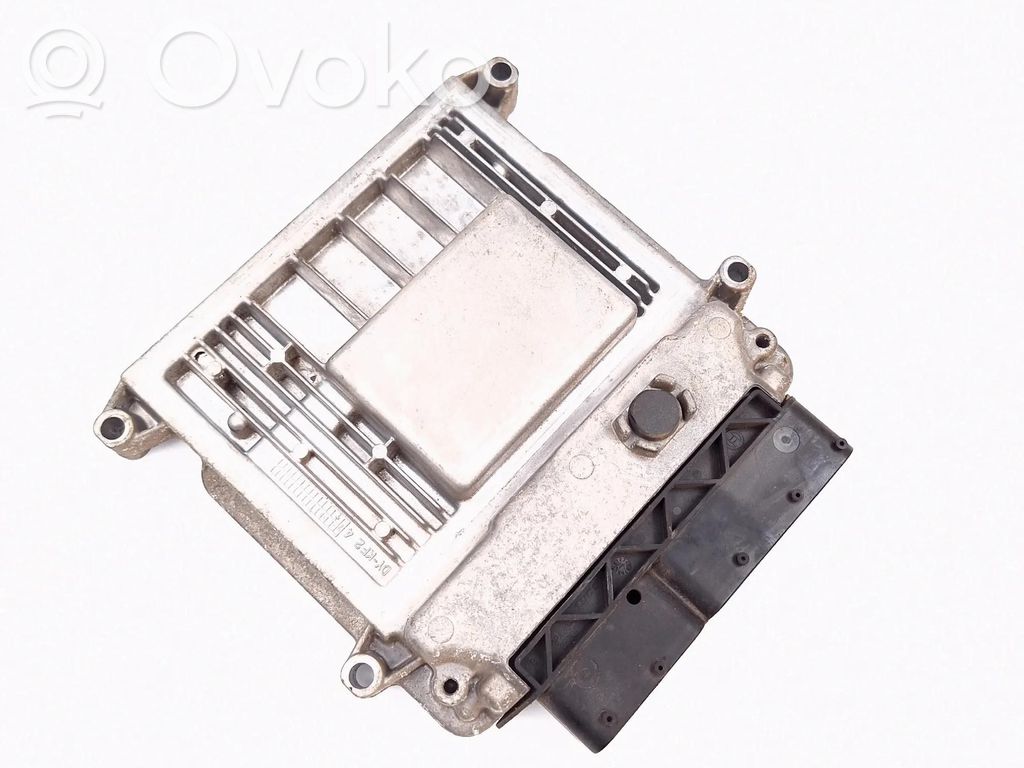 Unidad de control/módulo ECU del motor   391102B520,391102B520,0261201202,0261201202