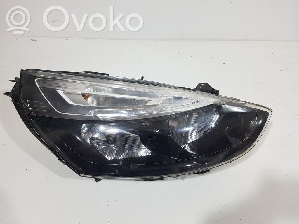 Renault Clio IV Headlight/headlamp 