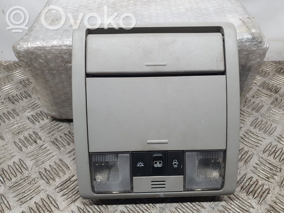 Luz del asiento delantero   SINREF