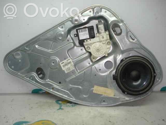 Ford Focus Regulador de puerta trasera con motor 