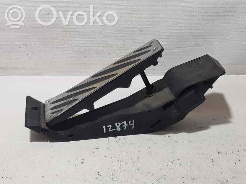 Pedal del acelerador   25916010