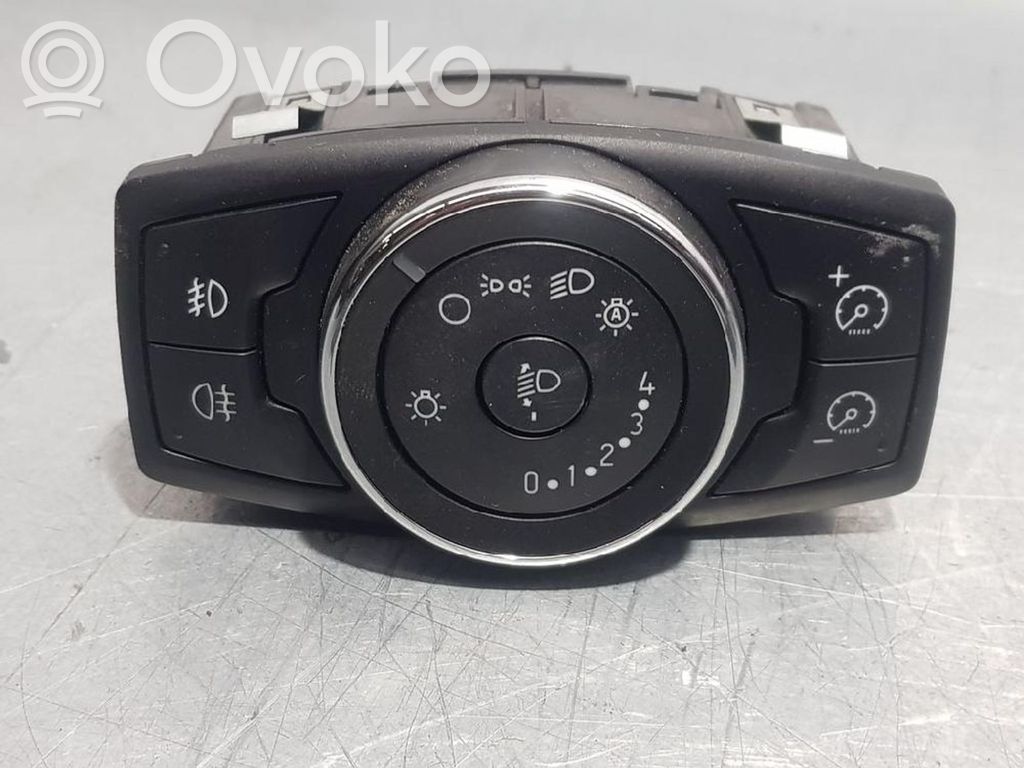 Ford Focus Light switch 