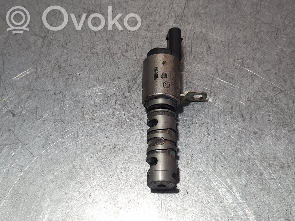 Inyector de combustible   04E906455D