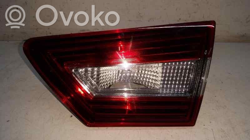 Rear/tail lights   265505796R