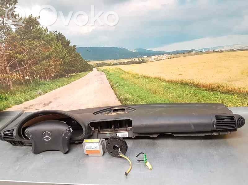 Mercedes-Benz C W203 Airbag set with panel 