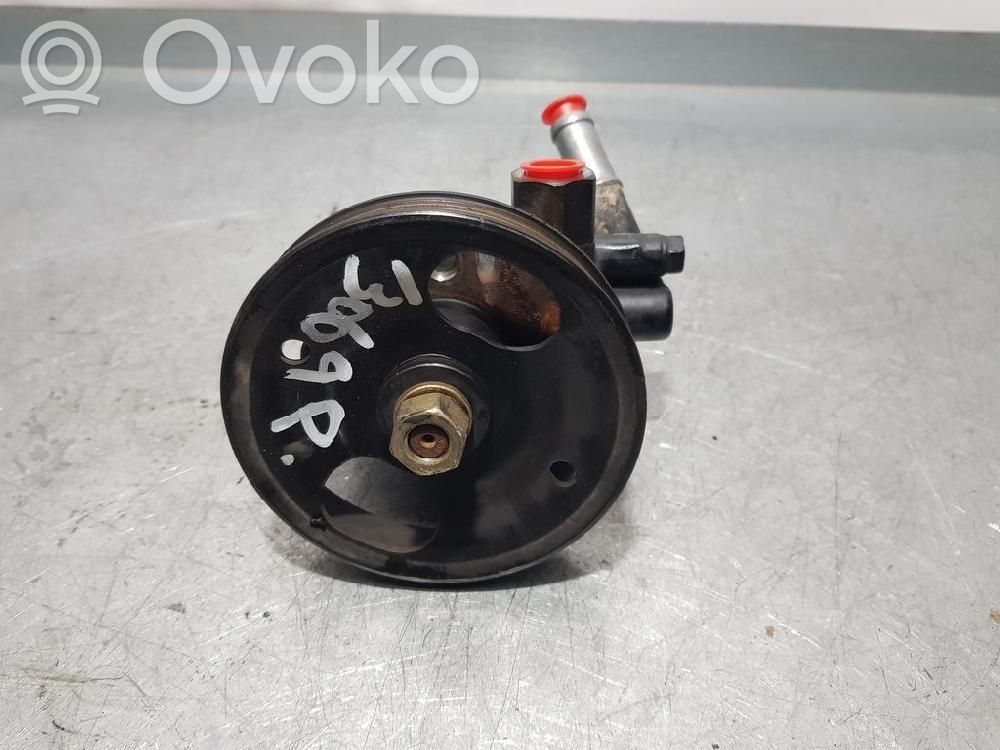 Nissan Primera Power steering pump 