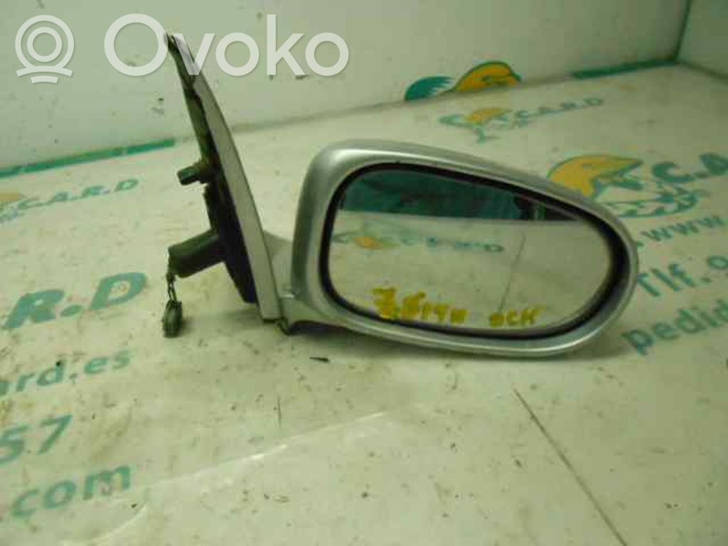 Nissan Almera N16 Front door electric wing mirror 