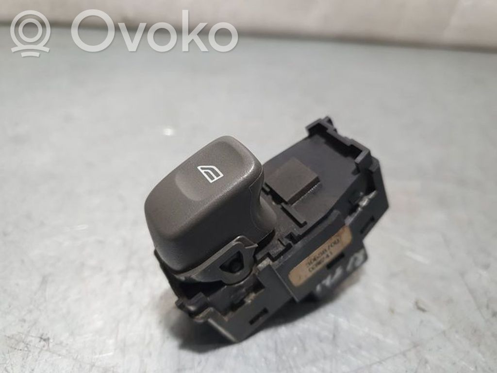 Volvo S40, V40 Comutator comandă geamuri electrice 
