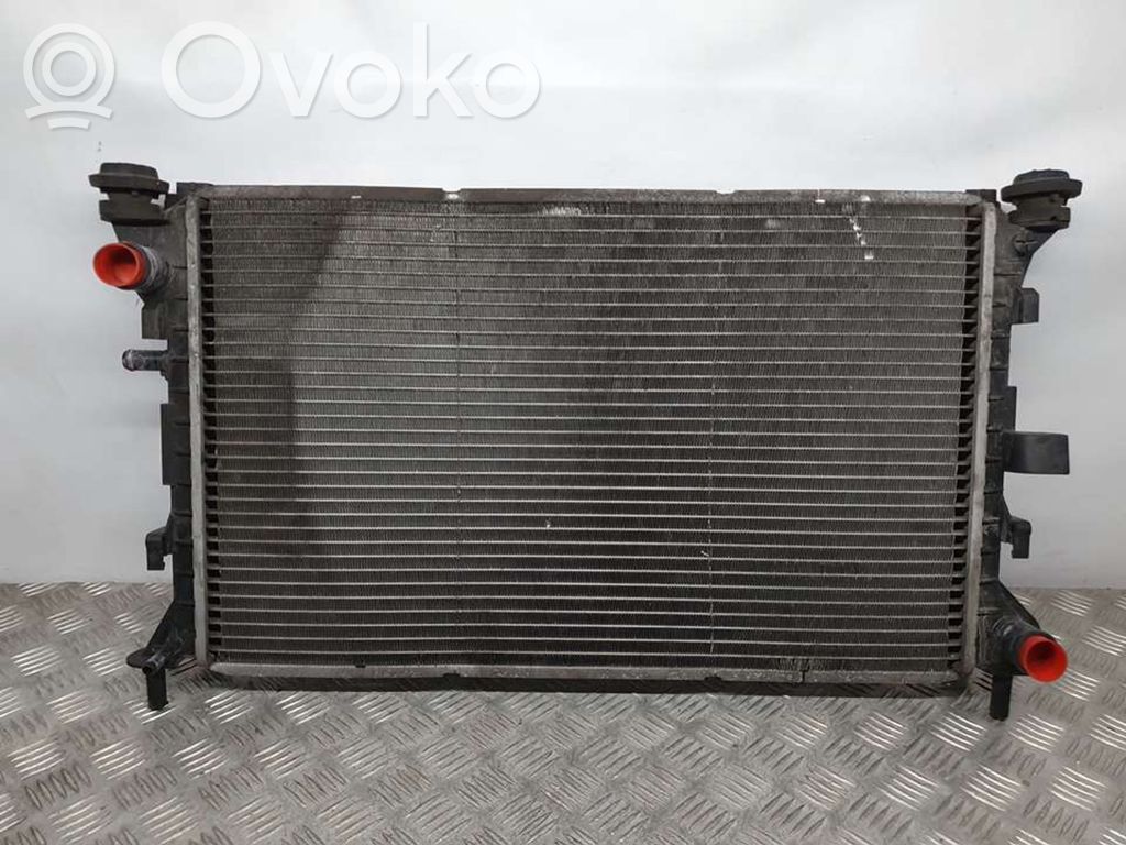 Ford Focus Coolant radiator 