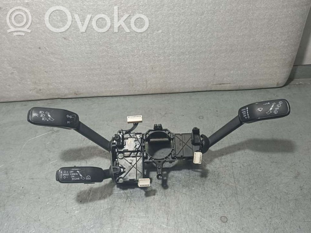 Seat Ateca Palanca de control del limpiaparabrisas 