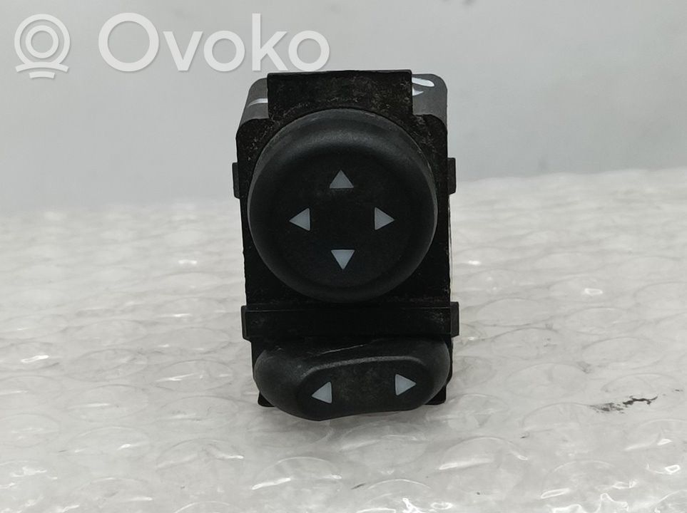 Fiat Tipo Wing mirror switch 