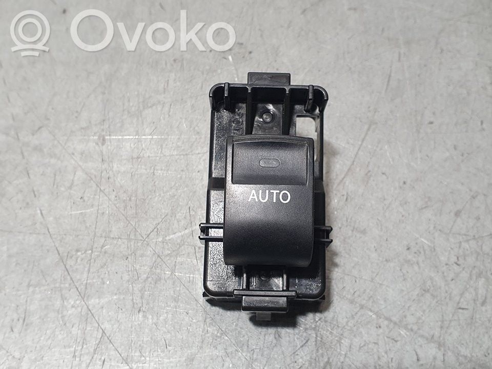 Toyota Land Cruiser (HDJ90) Przyciski szyb