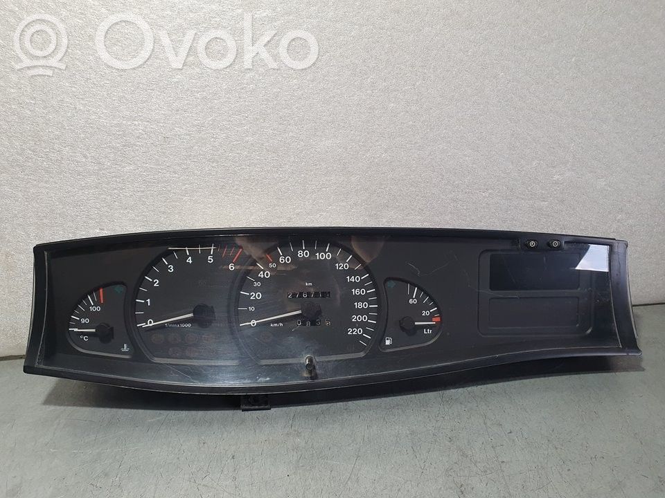 Opel Omega B1 Tachimetro (quadro strumenti) 