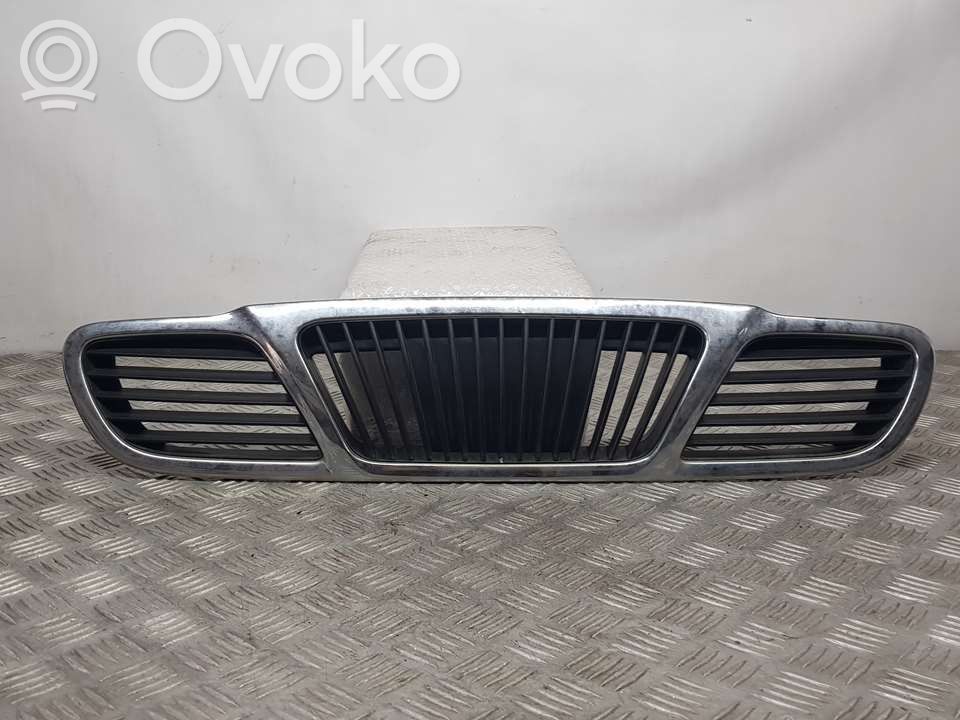 Grille de calandre avant   96215294