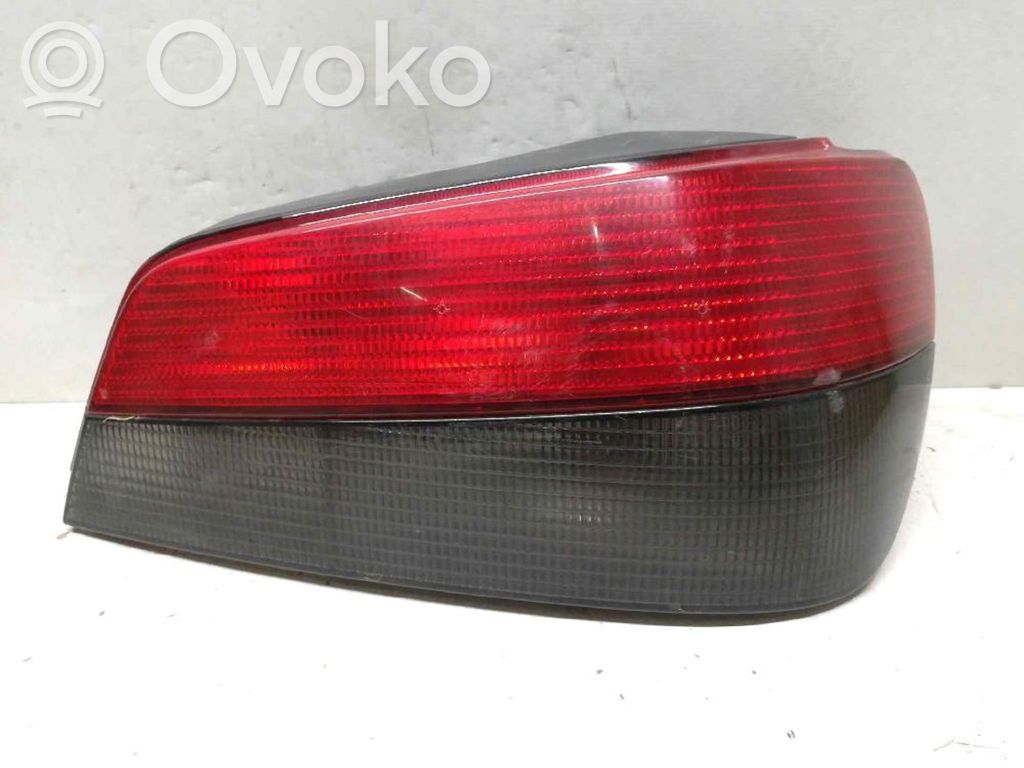 Peugeot 306 Feux arrière / postérieurs