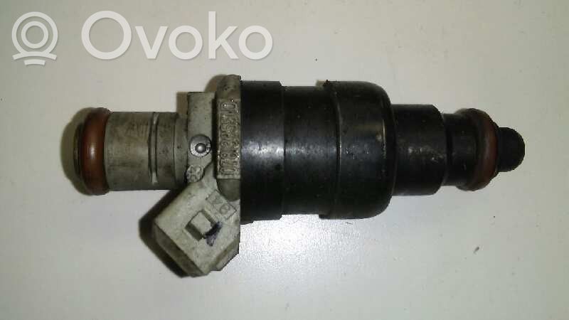 Inyector de combustible   078133551D