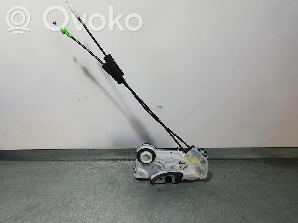 Peugeot 108 Etuoven lukko