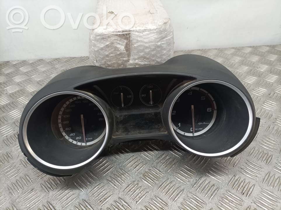 Alfa Romeo Giulietta Tachimetro (quadro strumenti) 