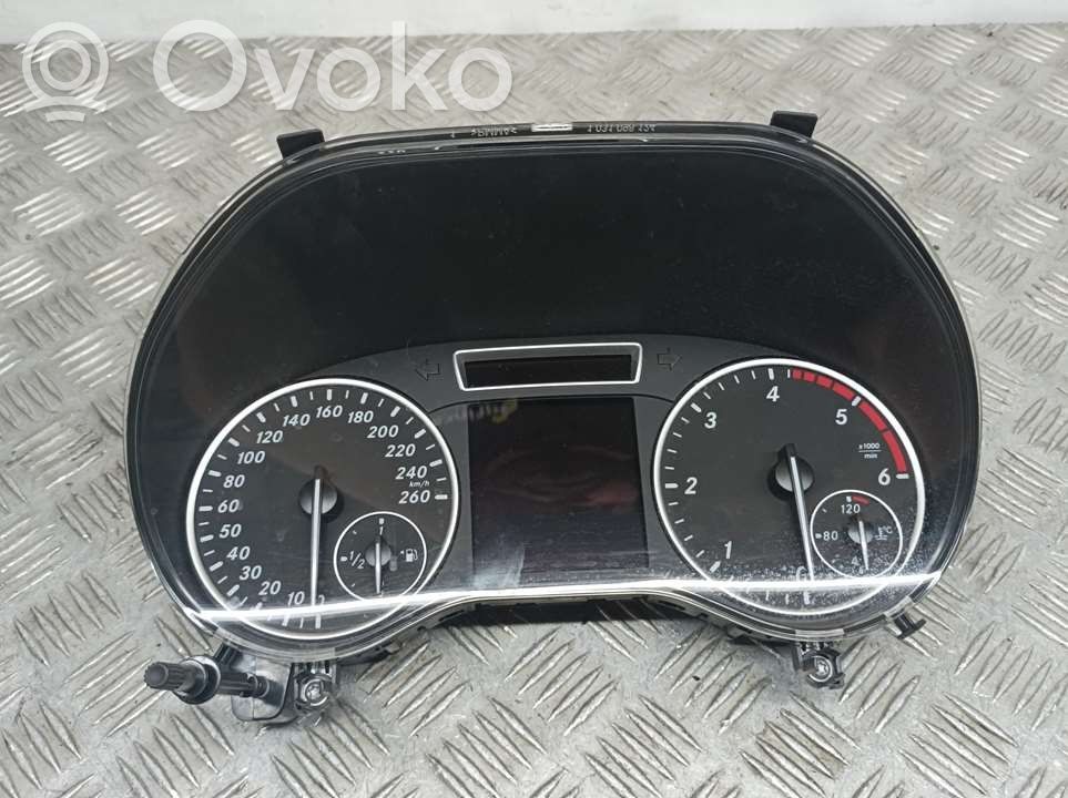 Mercedes-Benz B W246 W242 Vitezometru (grup de instrumente) 