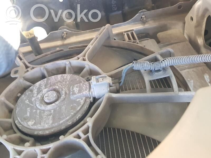 Toyota Urban Cruiser XP110 Elektryczny wentylator chłodnicy 