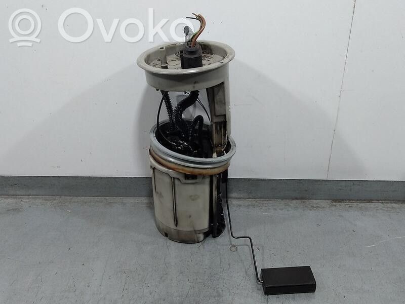 Bomba interna de combustible   4B0919050