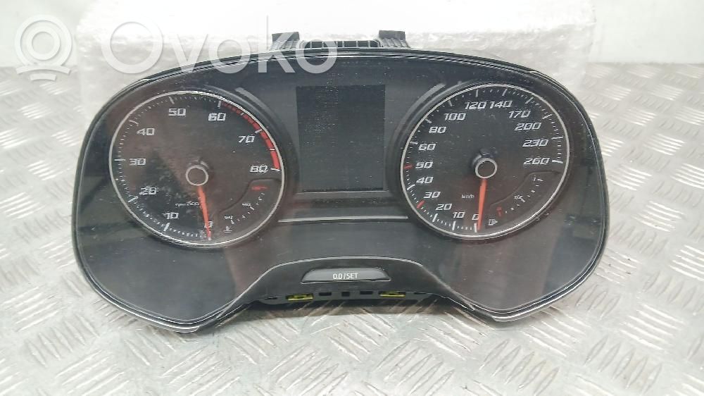 Seat Leon (5F) Speedometer (instrument cluster) 