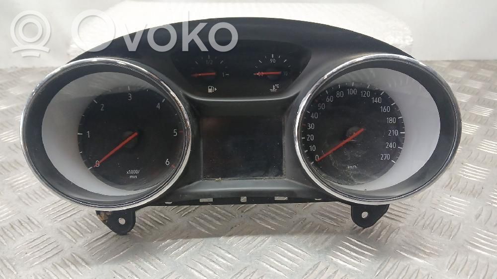 Opel Astra K Vitezometru (grup de instrumente) 