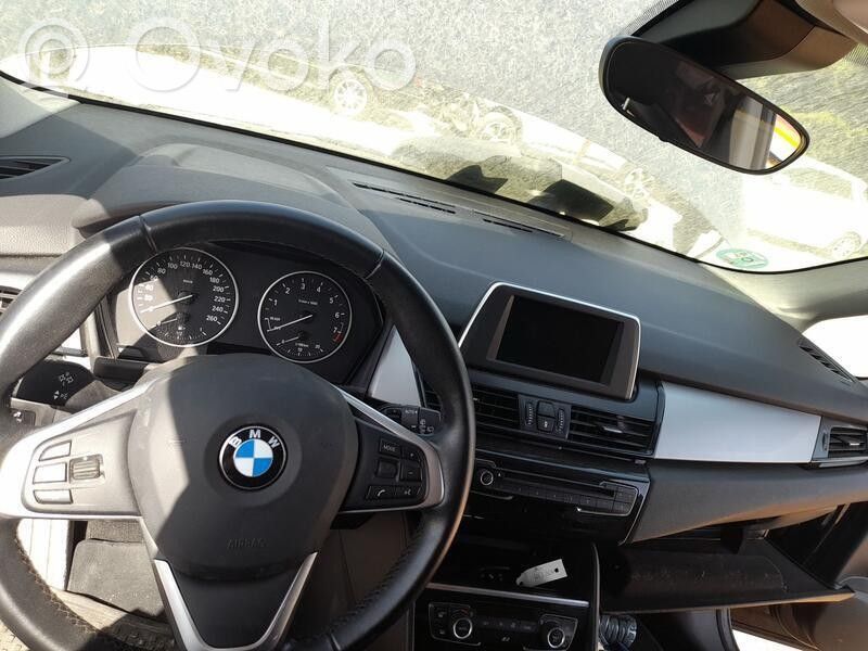 BMW 2 F45 Zestaw poduszek powietrznych z panelem 