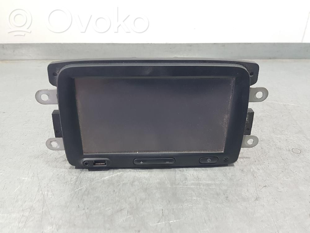 Dacia Dokker Unità principale autoradio/CD/DVD/GPS 