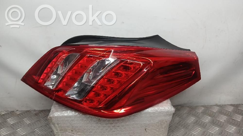 Peugeot 508 Lampă spate în caroserie 