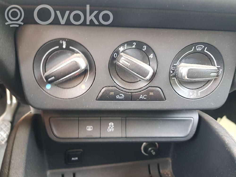 Audi A1 Centralina del climatizzatore 