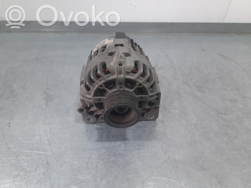 Volkswagen Golf IV Generatore/alternatore 