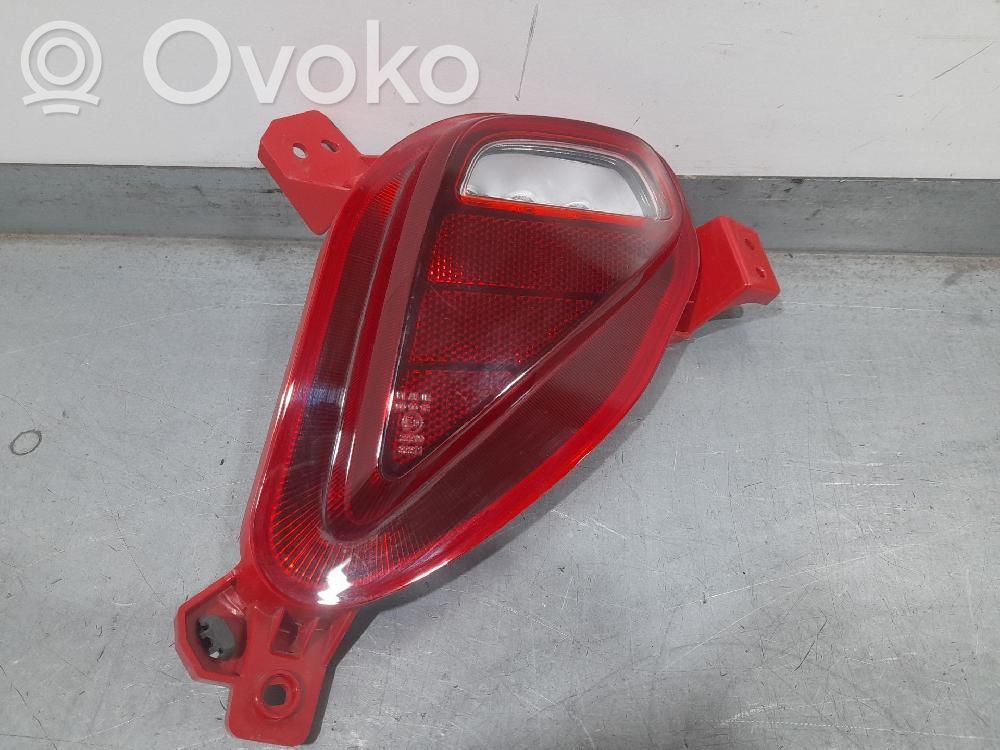 KIA Xceed Luz del parachoques trasero 
