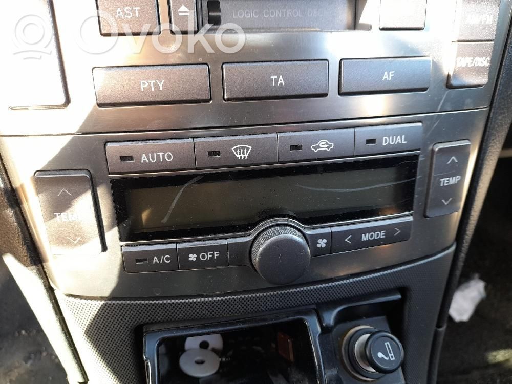 Toyota Avensis T250 Unitate control climatizare