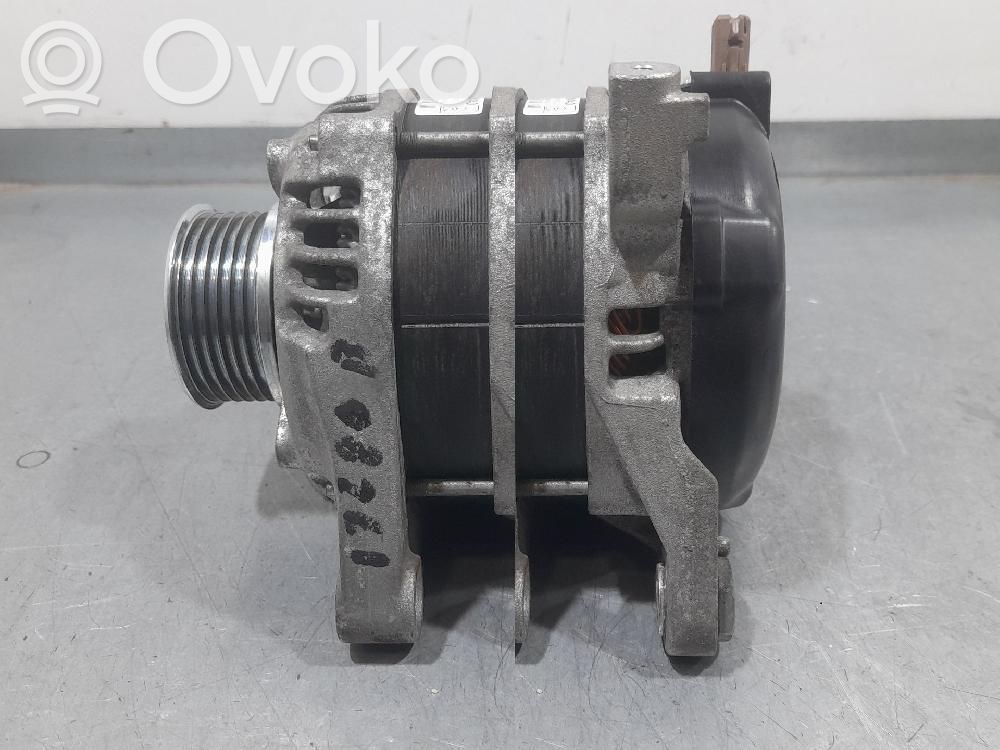 Toyota Auris E180 Generatore/alternatore