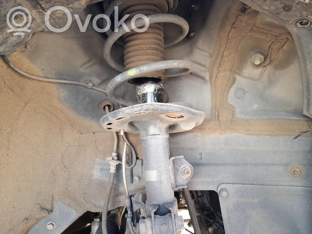 Toyota Auris E180 Stoßdämpfer vorne 