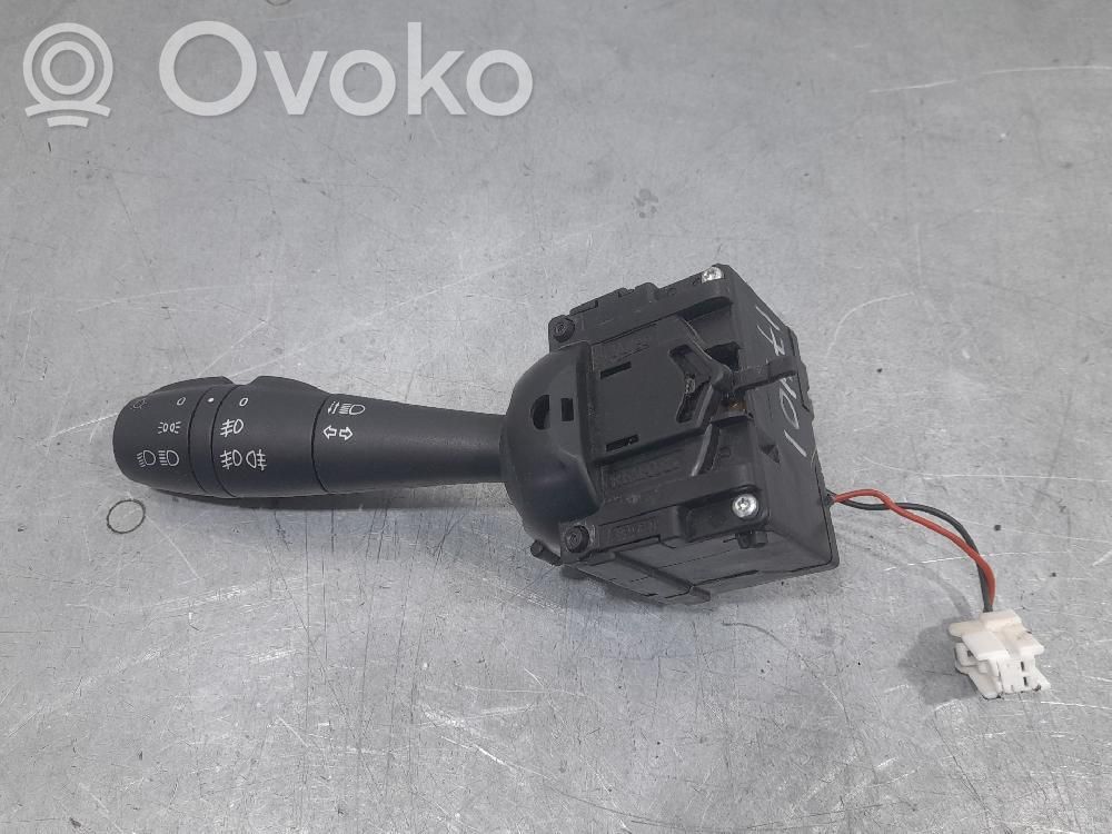 Lukturu slēdzis   E1109576