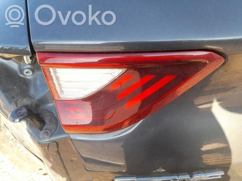 KIA Stonic Lampă spate în capacul portbagajului