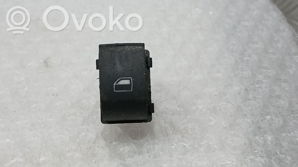 Audi A3 S3 8P Interruttore di controllo dell’alzacristalli elettrico 