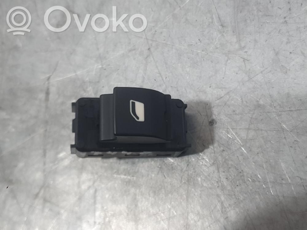 Opel Corsa F Przyciski szyb 