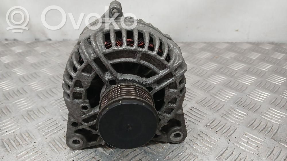Nissan Juke I F15 Generatore/alternatore