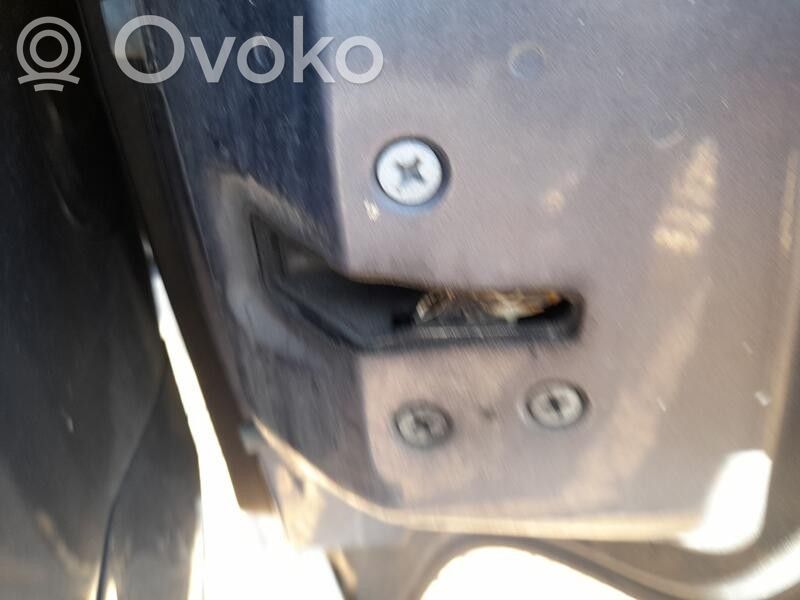 Mazda 5 Încuietoare ușă glisantă 