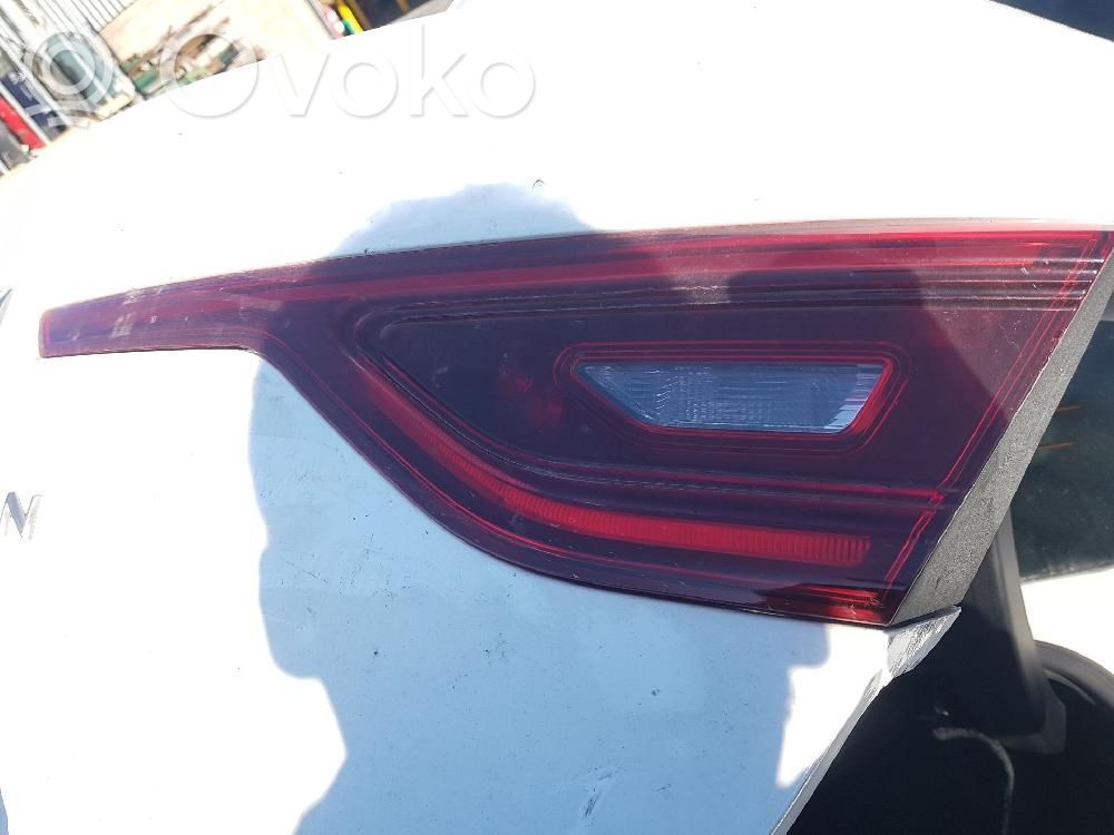 Renault Talisman Lampă spate în capacul portbagajului 