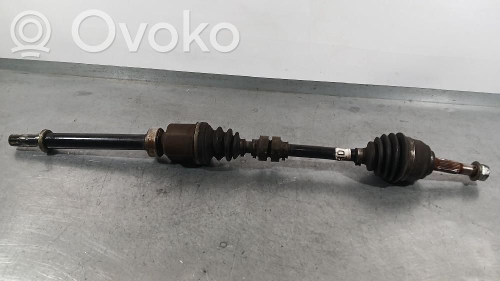 Nissan Note (E12) Front driveshaft 