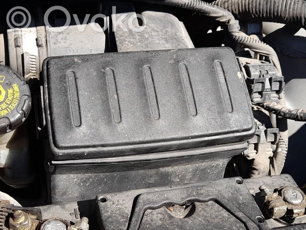Nissan Note (E12) Air filter cleaner box bracket assembly 