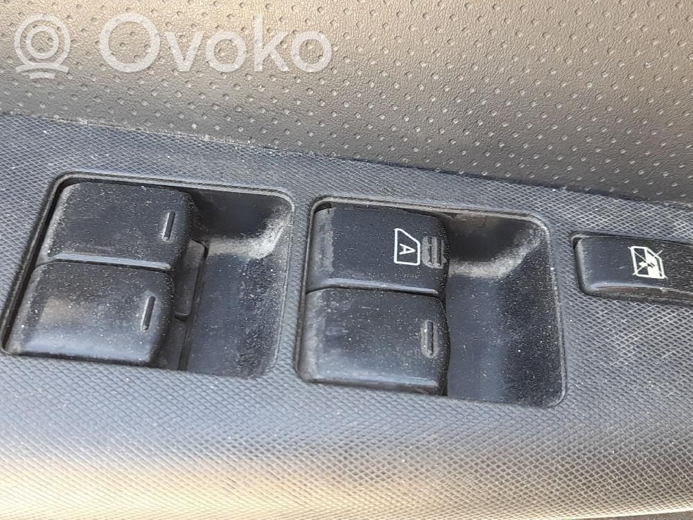 Nissan Note (E12) Electric window control switch 