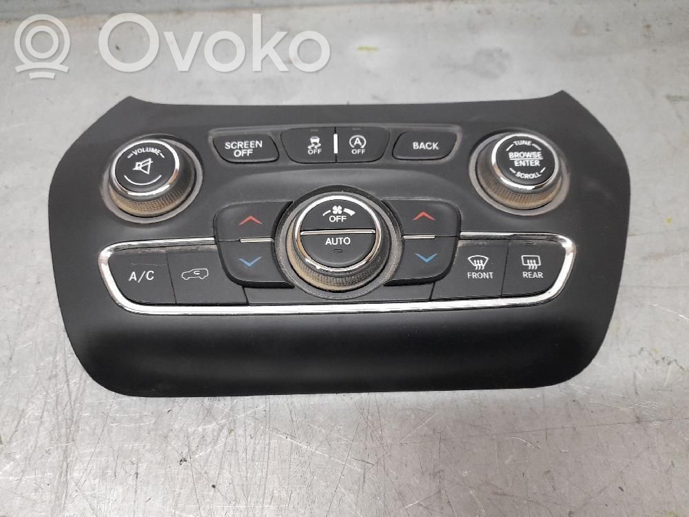 Climate control unit   68293520AC