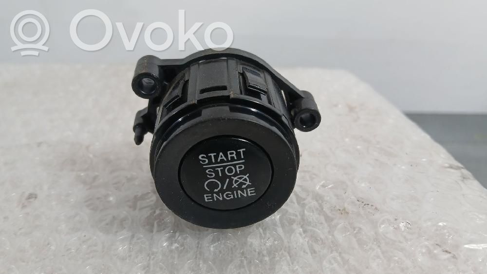 Fiat 500X Przycisk zapłonu Start / Stop 