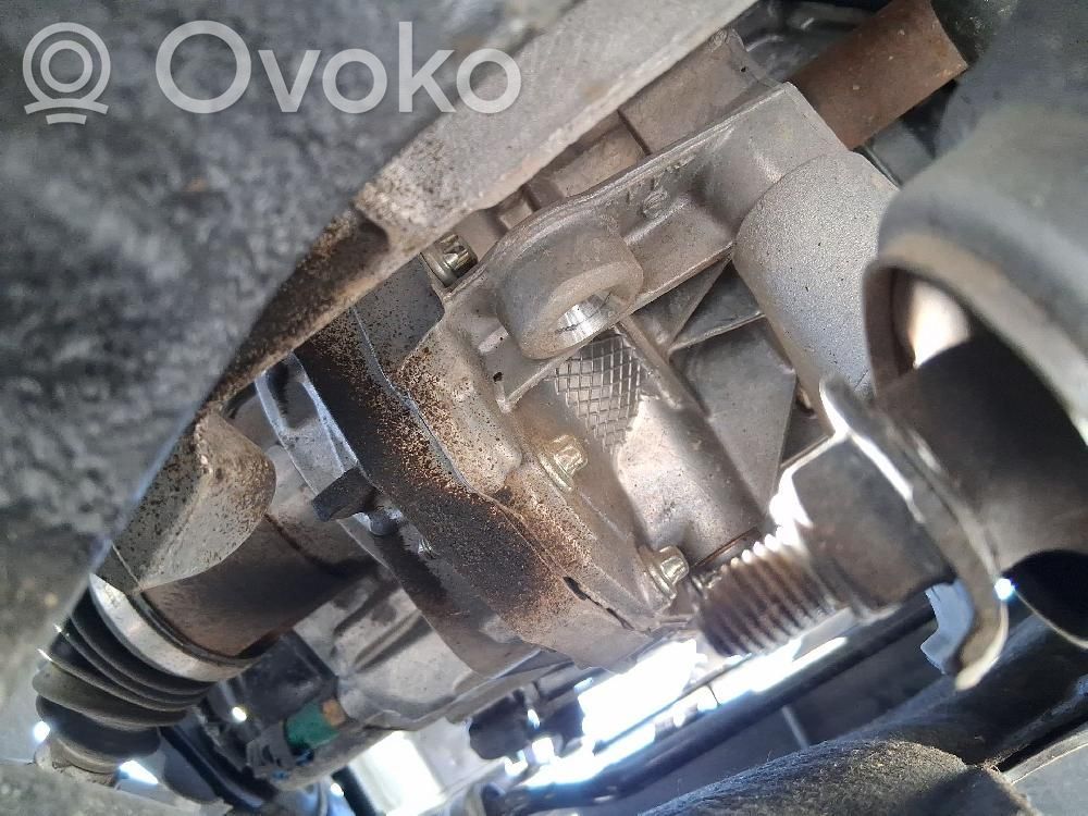 Mechaninė 5 pavarų dėžė   JR5083